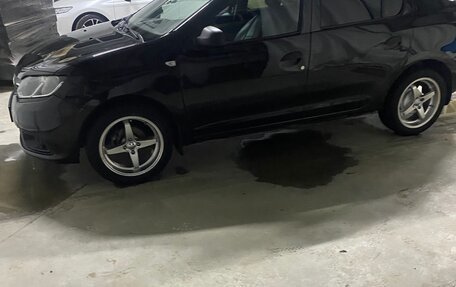 Renault Logan II, 2014 год, 750 000 рублей, 2 фотография