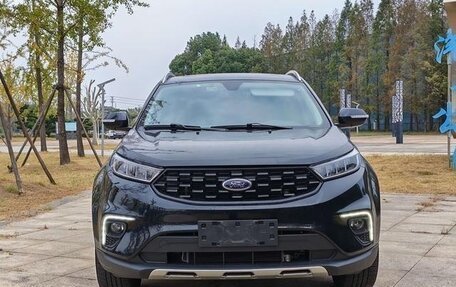 Ford Territory, 2022 год, 1 800 000 рублей, 2 фотография