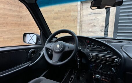 Chevrolet Niva I рестайлинг, 2015 год, 649 000 рублей, 9 фотография