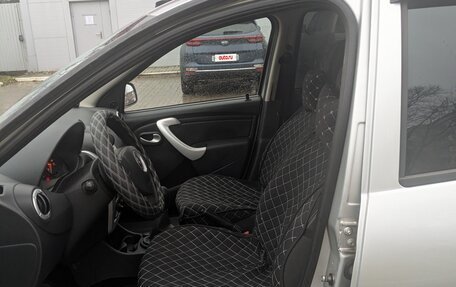 Renault Sandero I, 2013 год, 750 000 рублей, 6 фотография