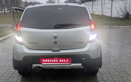 Renault Sandero I, 2013 год, 750 000 рублей, 4 фотография