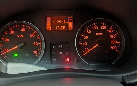 Renault Sandero I, 2013 год, 750 000 рублей, 12 фотография