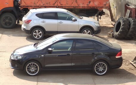 Volkswagen Polo VI (EU Market), 2013 год, 865 000 рублей, 3 фотография