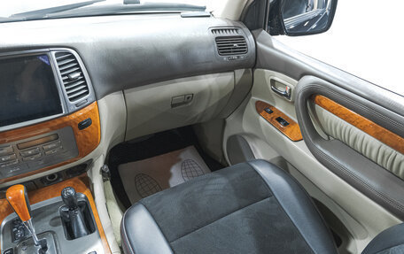 Lexus LX II, 2004 год, 2 449 000 рублей, 10 фотография