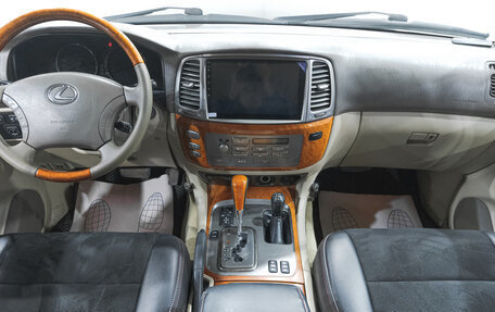 Lexus LX II, 2004 год, 2 449 000 рублей, 11 фотография