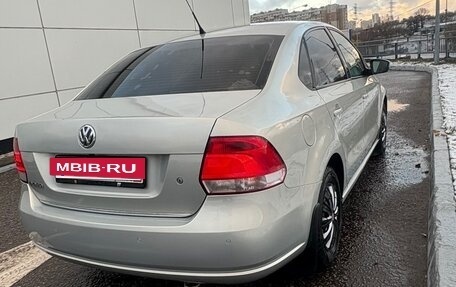 Volkswagen Polo VI (EU Market), 2011 год, 850 000 рублей, 5 фотография