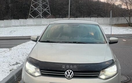 Volkswagen Polo VI (EU Market), 2011 год, 850 000 рублей, 2 фотография