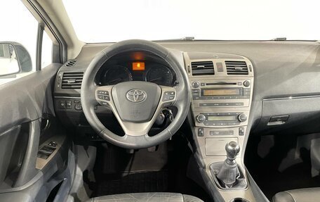 Toyota Avensis III рестайлинг, 2010 год, 1 070 000 рублей, 14 фотография