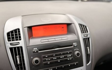 KIA cee'd I рестайлинг, 2008 год, 739 000 рублей, 12 фотография