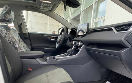 Toyota RAV4, 2025 год, 4 150 000 рублей, 8 фотография