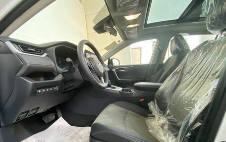 Toyota RAV4, 2025 год, 4 150 000 рублей, 7 фотография