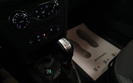 Renault Logan II, 2021 год, 1 328 000 рублей, 15 фотография