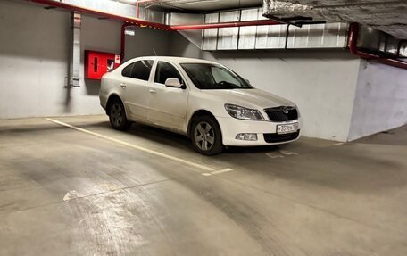 Skoda Octavia, 2011 год, 1 000 000 рублей, 25 фотография