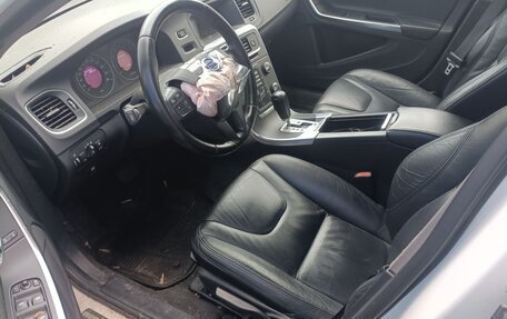 Volvo S60 III, 2010 год, 295 000 рублей, 5 фотография