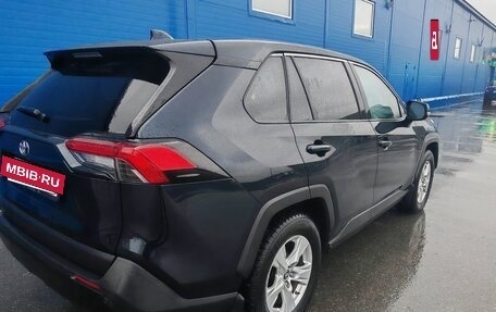 Toyota RAV4, 2020 год, 2 700 000 рублей, 12 фотография