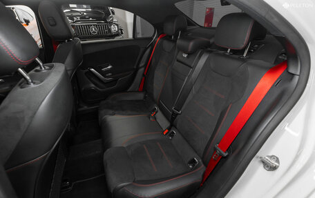 Mercedes-Benz A-Класс AMG, 2022 год, 4 400 000 рублей, 13 фотография