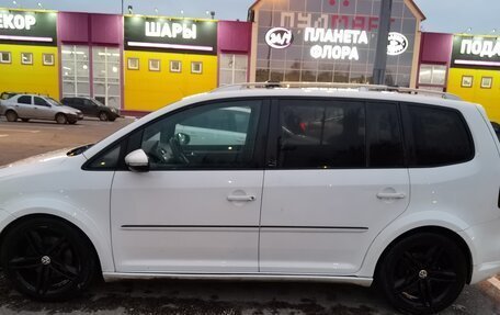 Volkswagen Touran III, 2012 год, 850 000 рублей, 13 фотография