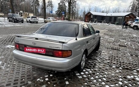 Toyota Camry, 1992 год, 250 000 рублей, 3 фотография