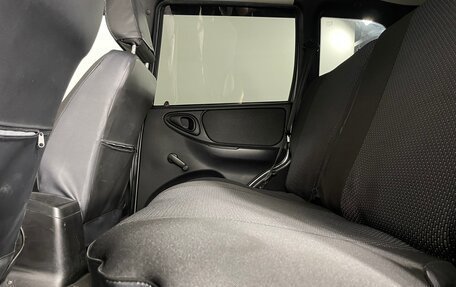 Chevrolet Niva I рестайлинг, 2017 год, 836 000 рублей, 17 фотография