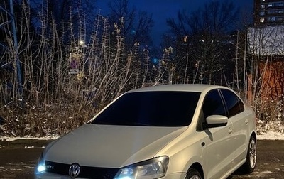 Volkswagen Polo VI (EU Market), 2013 год, 730 000 рублей, 1 фотография