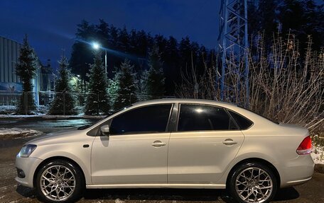 Volkswagen Polo VI (EU Market), 2013 год, 730 000 рублей, 2 фотография