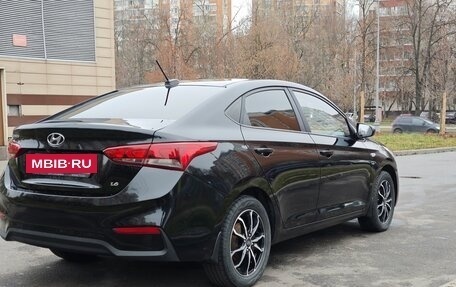 Hyundai Solaris II рестайлинг, 2017 год, 1 190 000 рублей, 3 фотография