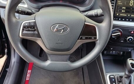 Hyundai Solaris II рестайлинг, 2017 год, 1 190 000 рублей, 9 фотография