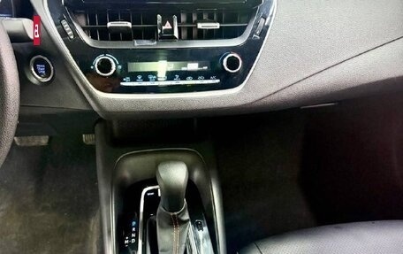 Toyota Corolla, 2021 год, 1 340 000 рублей, 15 фотография