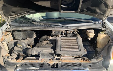 Hyundai Starex I рестайлинг, 2006 год, 600 000 рублей, 4 фотография