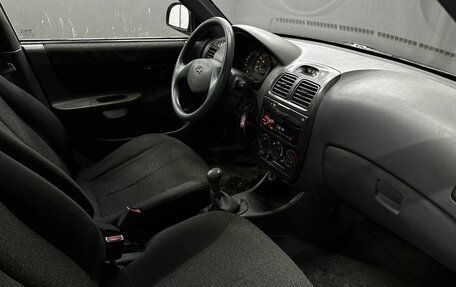 Hyundai Accent II, 2005 год, 339 777 рублей, 12 фотография