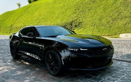 Chevrolet Camaro VI, 2023 год, 4 000 000 рублей, 2 фотография