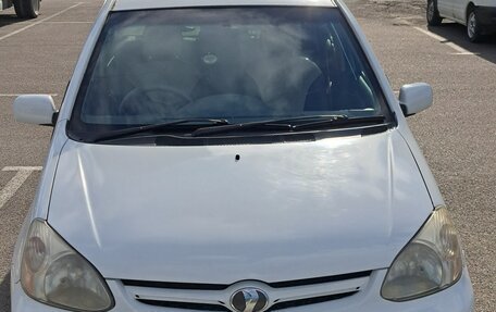 Toyota Platz, 2003 год, 345 000 рублей, 2 фотография