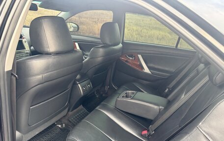 Toyota Camry, 2010 год, 1 350 000 рублей, 5 фотография