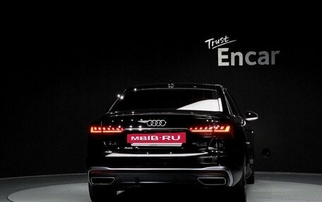 Audi A4, 2021 год, 2 650 000 рублей, 4 фотография