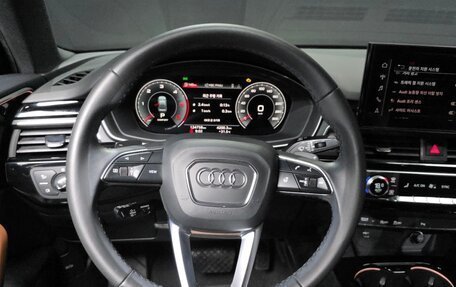 Audi A4, 2021 год, 2 650 000 рублей, 14 фотография