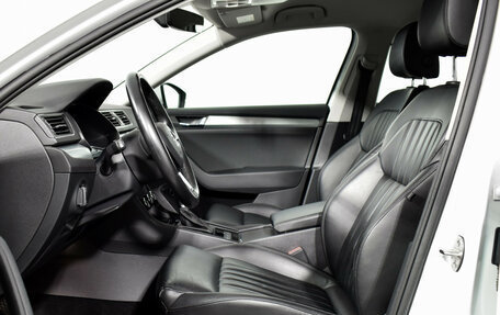 Skoda Superb III рестайлинг, 2018 год, 1 829 000 рублей, 10 фотография