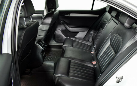 Skoda Superb III рестайлинг, 2018 год, 1 829 000 рублей, 11 фотография