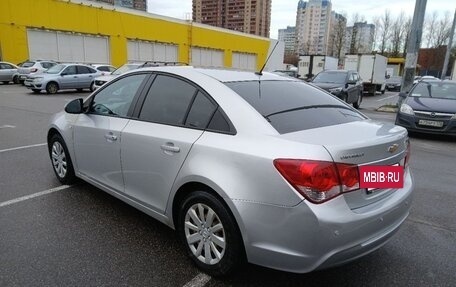 Chevrolet Cruze II, 2013 год, 595 000 рублей, 4 фотография