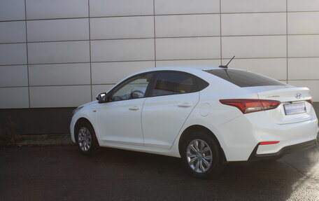 Hyundai Solaris II рестайлинг, 2018 год, 1 255 000 рублей, 12 фотография