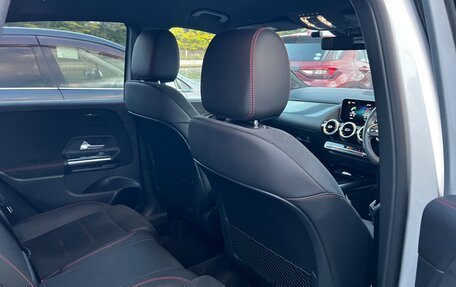 Mercedes-Benz B-Класс, 2019 год, 1 400 000 рублей, 21 фотография