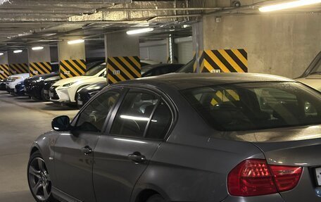 BMW 3 серия, 2009 год, 650 000 рублей, 2 фотография