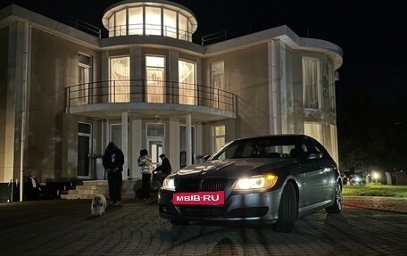 BMW 3 серия, 2009 год, 650 000 рублей, 13 фотография