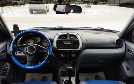 Toyota RAV4, 2002 год, 990 000 рублей, 27 фотография