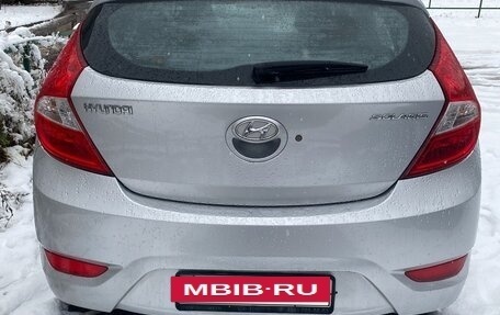 Hyundai Solaris II рестайлинг, 2011 год, 715 000 рублей, 9 фотография