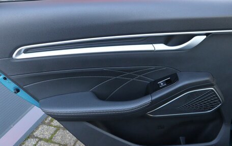Geely Emgrand, 2023 год, 1 799 000 рублей, 14 фотография