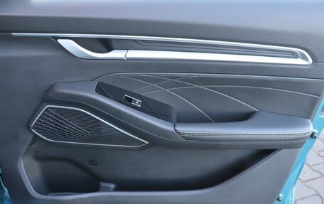 Geely Emgrand, 2023 год, 1 799 000 рублей, 13 фотография