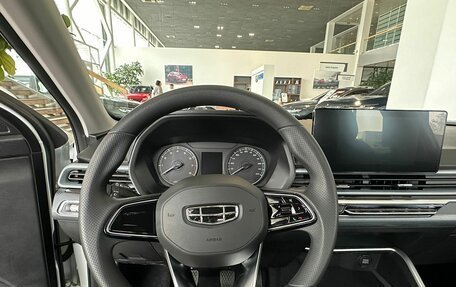 Geely Emgrand, 2024 год, 2 243 990 рублей, 9 фотография