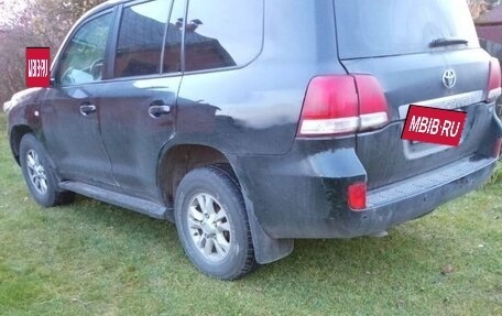 Toyota Land Cruiser 200, 2009 год, 2 050 000 рублей, 3 фотография