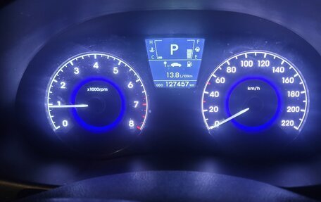 Hyundai Solaris II рестайлинг, 2013 год, 800 000 рублей, 11 фотография