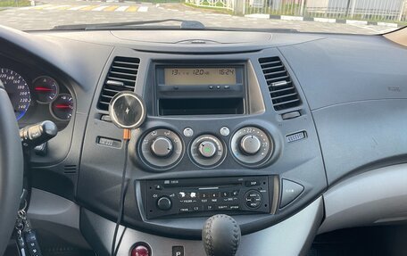 Mitsubishi Grandis, 2006 год, 790 000 рублей, 15 фотография